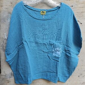 KEALOPIKO - SIZE LARGE Blue boxy Women's Top